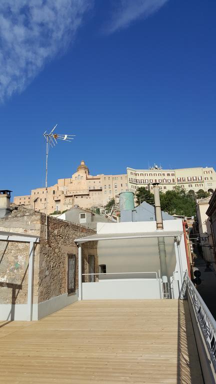 Al Sale Acomodação com café da manhã Cagliari Exterior foto